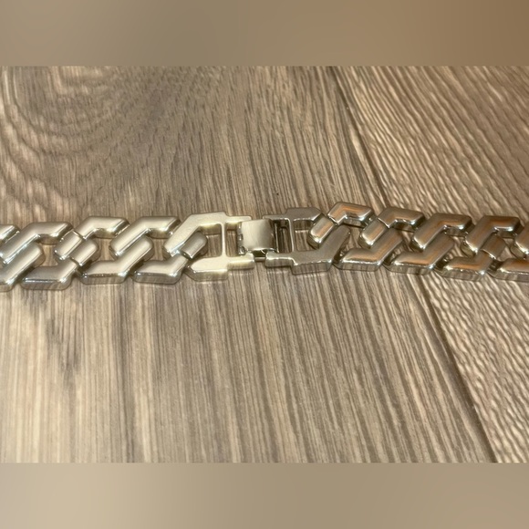 Large Silver Chain - Picture 5 of 6